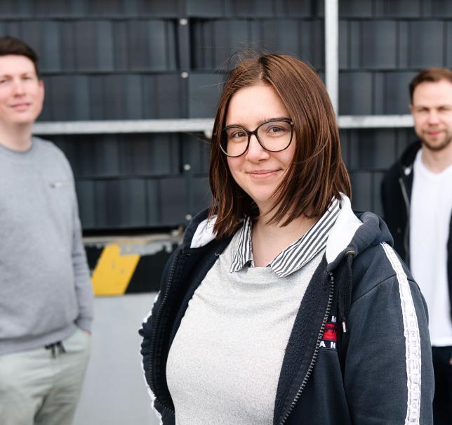Junge Mitarbeitende